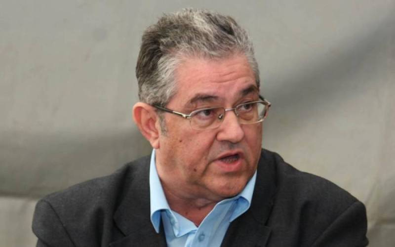 Με λοίμωξη του αναπνευστικού ο γγ του ΚΚΕ Δ. Κουτσούμπας - Δεν θα παραστεί στη συζήτηση στη Βουλή για τις πυρκαγιές
