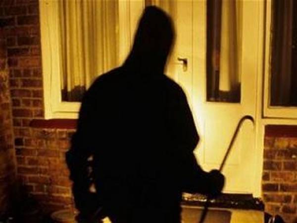 Διάρρηξη σπιτιού στην Καλαμάτα