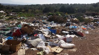 Περιοδεία Μάκαρη: Χωρίς αγροτικό ιατρείο ο Αμμος - Χωματερό στον Αρι