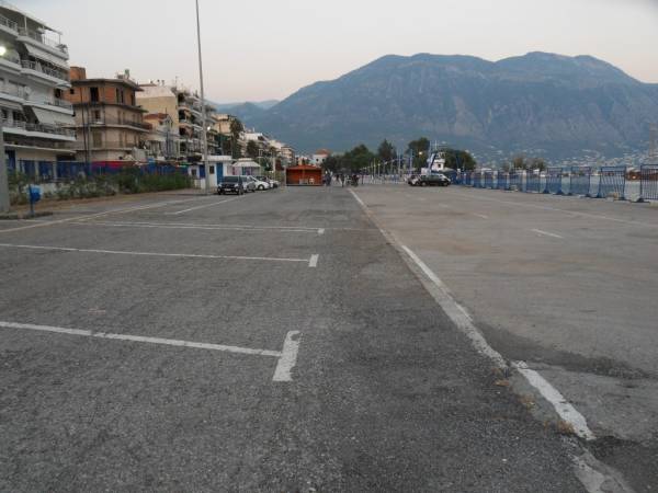 Καλαμάτα: Λειτουργεί το πάρκινγκ στη χερσαία ζώνη του λιμανιού