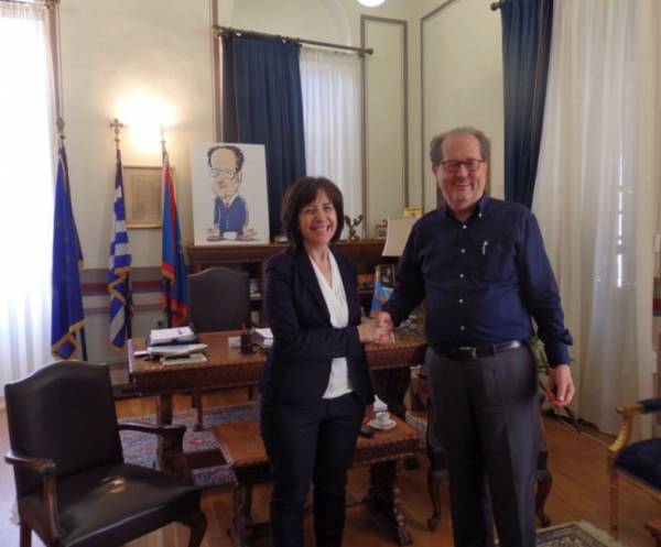 Με Κοζομπόλη συναντήθηκε ο Νίκας