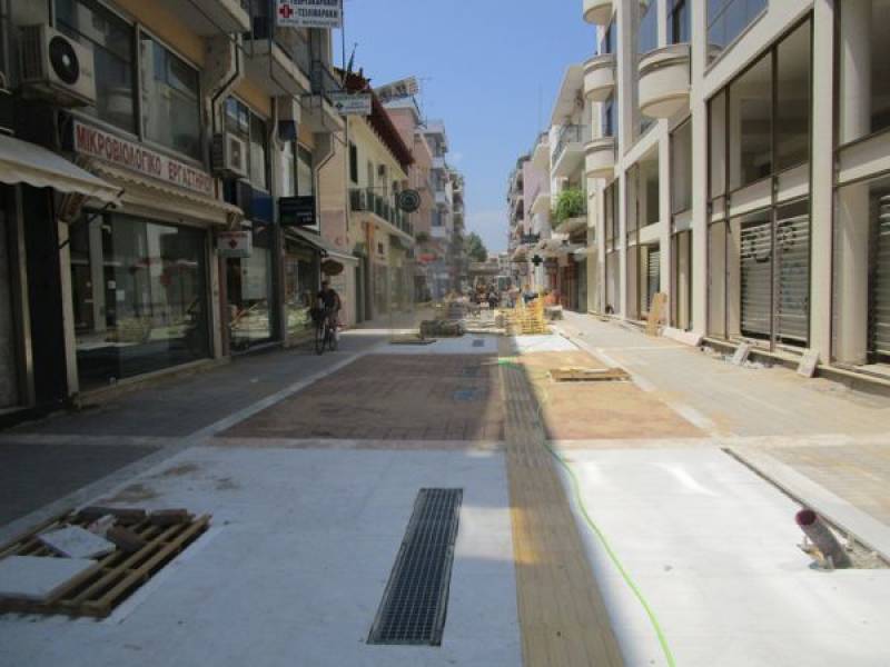 Καλαμάτα: Νέες κυκλοφοριακές ρυθμίσεις για Ιατροπούλου