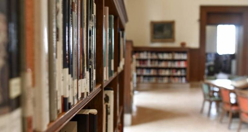Ανοικτή κάθε Πέμπτη η βιβλιοθήκη του Γυμνασίου Κυπαρισσίας