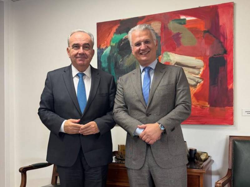 Συνάντηση Πτωχού με τον υπουργό Οικονομικών Ν. Παπαθανάση: Στόχος η αξιοποίηση τωνχρηματοδοτικών εργαλείων