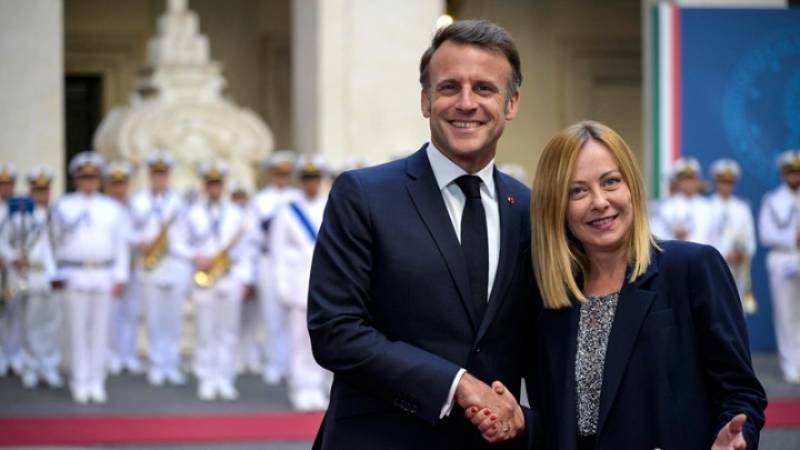 Συνάντηση Μελόνι - Mακρόν στη Ρώμη