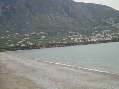 23 χρόνια μελετούν και δεν πολεοδομούν