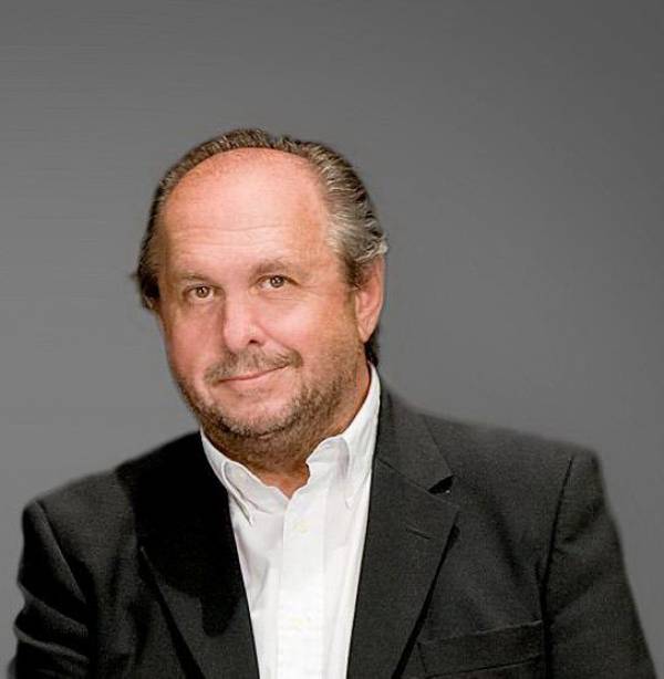 Πάνος Σκουρολιάκος: &quot;Καμία εποχή δεν ήταν εύκολη για την τέχνη&quot;