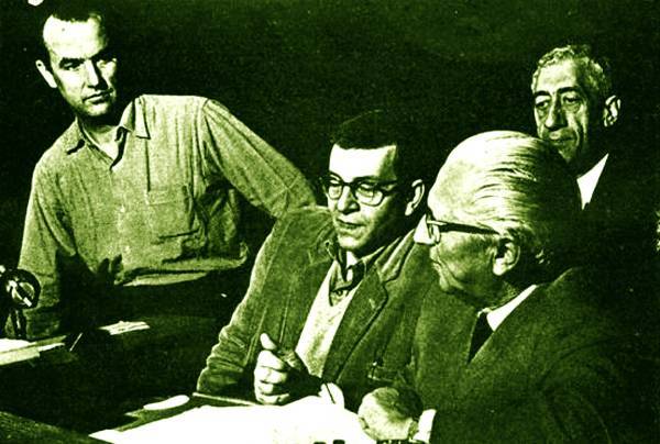 Θεατρική Διαδρομή: Διαγωνισμός αφίσας και ποιήματος για την “Ανάκριση”