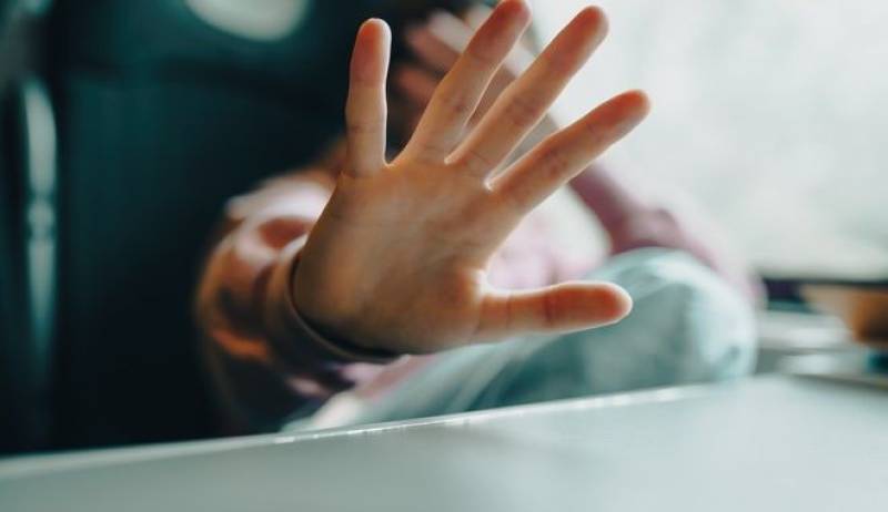 Βιασμός 17χρονου: Ο 50χρονος απειλούσε τον ανήλικο και κατέγραφε μέσω streaming τις αποτρόπαιες πράξεις του