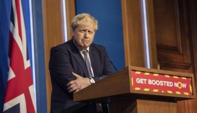 Αβέβαιο το μέλλον του Μπόρις Τζόνσον μετά το κορονοπάρτι εν μέσω lockdown (βίντεο)