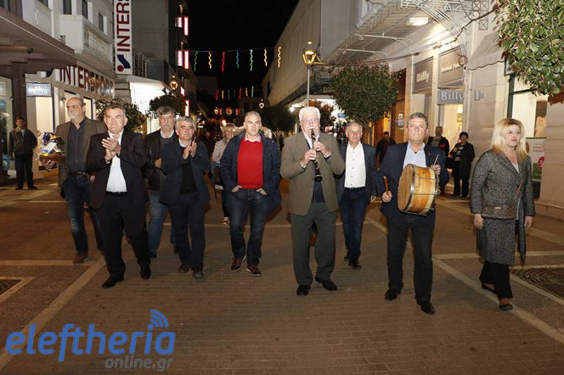 Το παραδοσιακό κάλεσμα των Καλαματιανών στο Καρναβάλι της Μεσσήνης (βίντεο-φωτογραφίες)