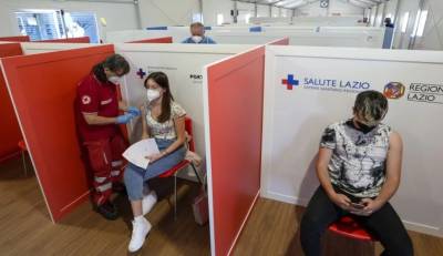 Ιταλία: Πέντε μήνες μετά τον εμβολιασμό η ασπίδα προστασίας πέφτει κάτω από 40%