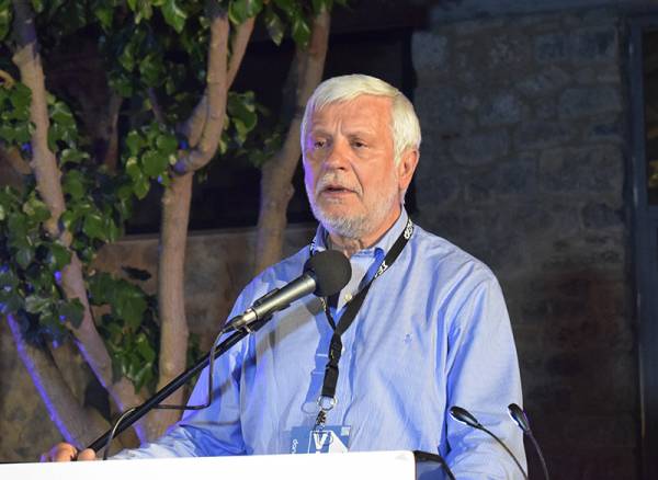 Προεκλογικό χρήμα μοιράζει ο Τατούλης