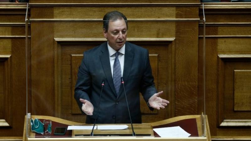 Λιβανός: Ανασυγκροτούμε τη παραγωγική βάση της υπαίθρου