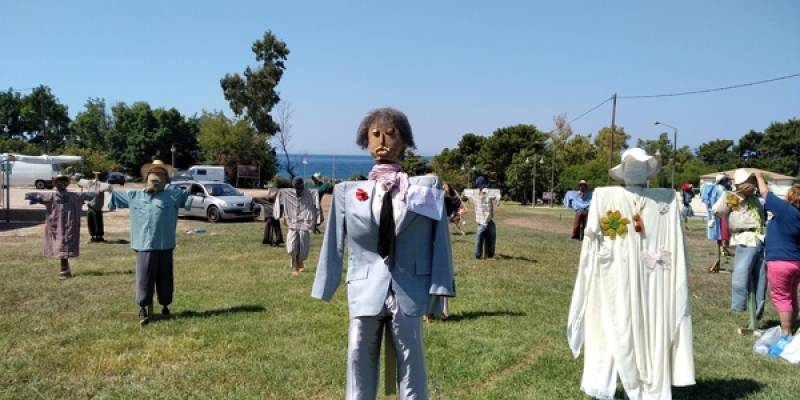 Εντυπωσιακή Εκθεση Σκιάχτρων στην Κυπαρισσία (φωτογραφίες)