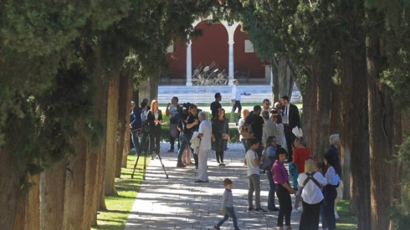 Παρουσία της ΠτΔ άνοιξε και πάλι ο κήπος του Προεδρικού Μεγάρου για το κοινό