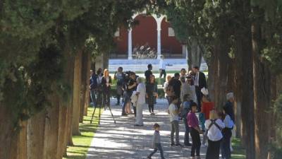 Παρουσία της ΠτΔ άνοιξε και πάλι ο κήπος του Προεδρικού Μεγάρου για το κοινό