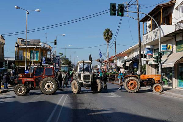 Χωρίς αγροτικό μπλόκο στο Ασπρόχωμα σήμερα και αύριο