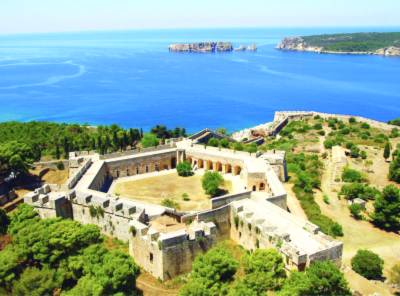 Κάστρα και οχυρά της Μεσσηνίας: Το Νιόκαστρο (μέρος β&#039;)