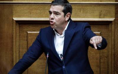 Τσίπρας: "Ο κ. Μητσοτάκης ηγείται μιας κυβέρνησης αχρήστων"