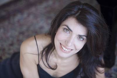 «Ατακτο φεγγάρι» στο Αμφιθέατρο Φιλαρμονικής