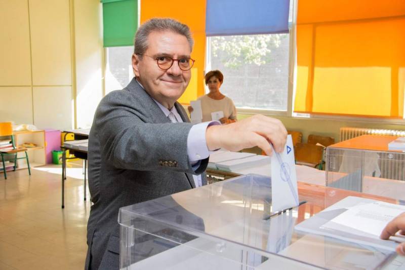 Διαφωνία Κατρίτση με την τιμολογιακή πολιτική της ΔΕΥΑΤ