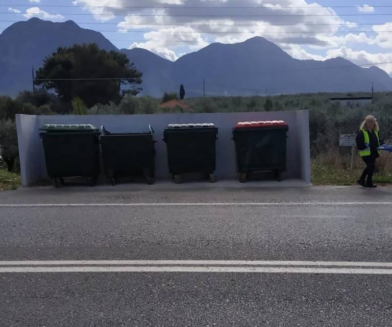 Συμμαζεύουν τους κάδους στο Κυπαρισσία - Φιλιατρά