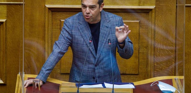 ΣΥΡΙΖΑ: Μήνυμα Τσίπρα σε Μητσοτάκη για «θερμό καλοκαίρι» αλλά και σε Πολάκη για εμβόλια