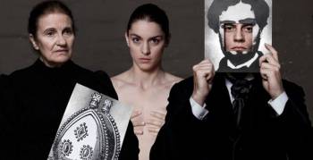 Νέες παραστάσεις για την "Πάπισσα Ιωάννα" με την Γιούλικα Σκαφιδά