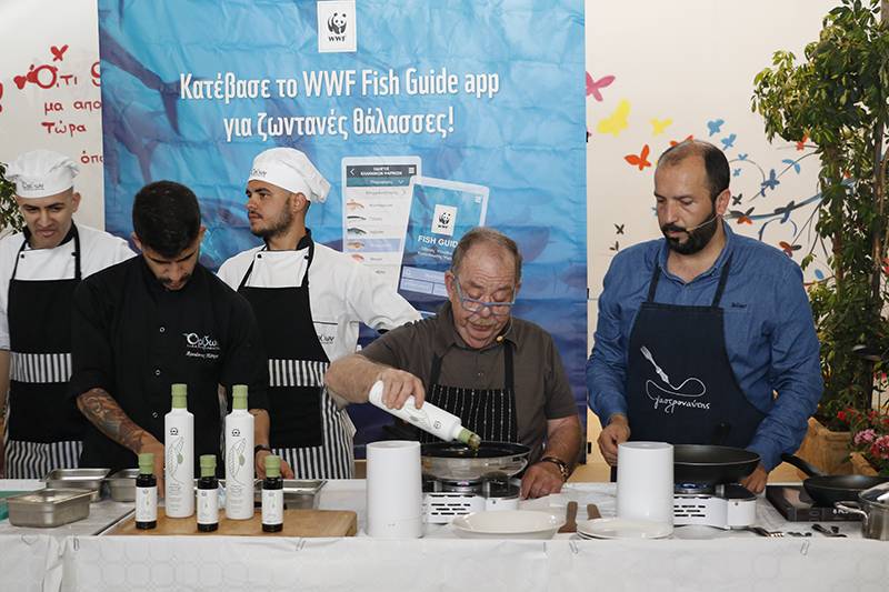 Ενημέρωση από Μαμαλάκη για την υπεύθυνη κατανάλωση ψαριών στην Κεντρική Αγορά Καλαμάτας (βίντεο)