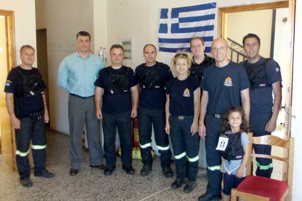 Παράδοση εξοπλισμού  στην Πυροσβεστική από την Costa Navarino