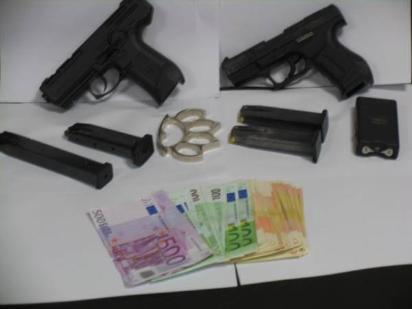 Εως 1.000 ευρώ το μήνα έπαιρναν οι &quot;νονοί&quot; από 8 καταστήματα της Καλαμάτας (βίντεο)