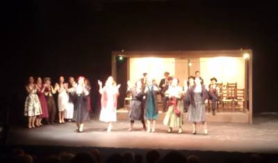 Κόσμος στην ουρά για το "Ρεμπέτικο μυστήριο" (βίντεο)