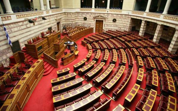 Σκελετοί στα ντουλάπια των αστικών κομμάτων 