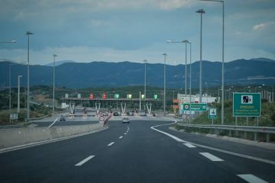 Πληρώνουμε πανάκριβα τον αυτοκινητόδρομο Α7