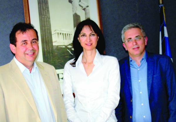 Με Κουντουρά συναντήθηκε ο Μάκαρης