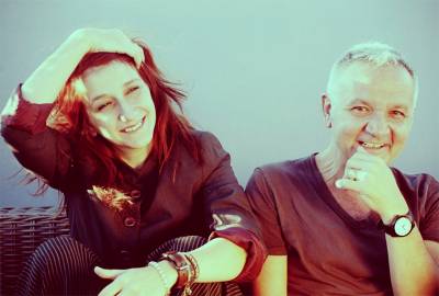 Ο Χρήστος Θηβαίος συναντά την Μαρία Παπαγεωργίου στο Κάστρο Καλαμάτας