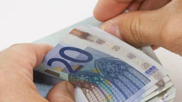 Πάγωμα εισφορών σε ΙΚΑ και ΟΑΕΕ ζητεί το Επιμελητήριο