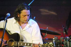 Δημήτρης Ζερβουδάκης: &quot;Είναι καλό να έχουμε ένα όραμα για μια άλλη ζωή, πιο δίκαιη&quot;