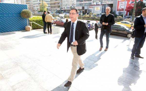 Ν.Δ.: Ομολογούν ότι οι προτάσεις τους γράφονται καθ’ υπαγόρευση των δανειστών