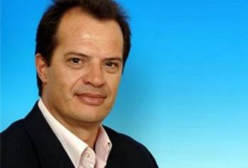 Συνάντηση Κατσίβελα - Δέδε για δρόμους και σχολικά κτήρια