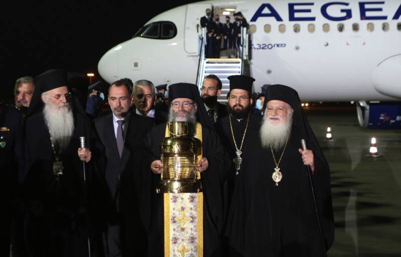 Με πτήση της Aegean στην Καλαμάτα τo Αγιο Φως