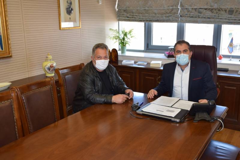 Συνάντηση Βασιλόπουλου με τον πρόεδρο του Κυνοφιλικού Ομίλου Μεσσηνίας