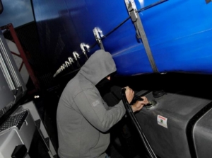 Σύλληψη Ρουμάνων για κλοπή καυσίμων στη Μαραθούπολη