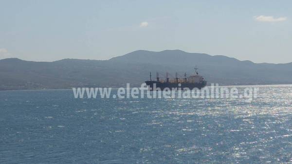 Στο λιμάνι της Καλαμάτας οι 85 μετανάστες