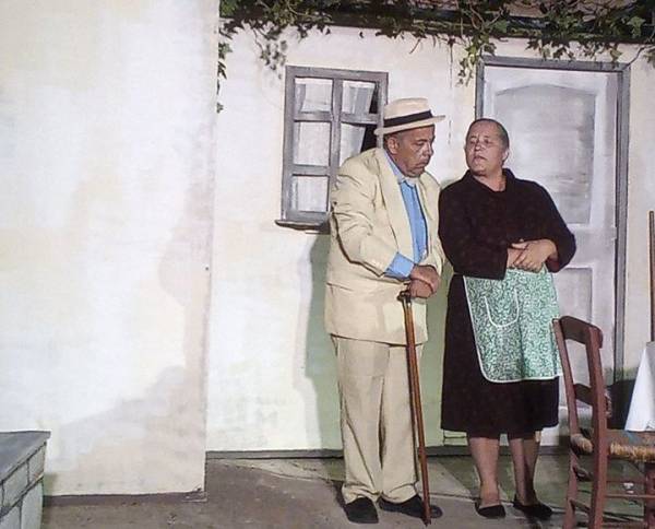 Τριφυλιακό Ερασιτεχνικό Θέατρο: “Αλοίμονο στους Νέους” στο πάρκο της Βλαχέρνας