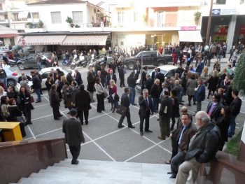 Φάρσα το τηλεφώνημα για βόμβα σε δικαστήριο και Διοικητήριο στην Καλαμάτα (βίντεο)