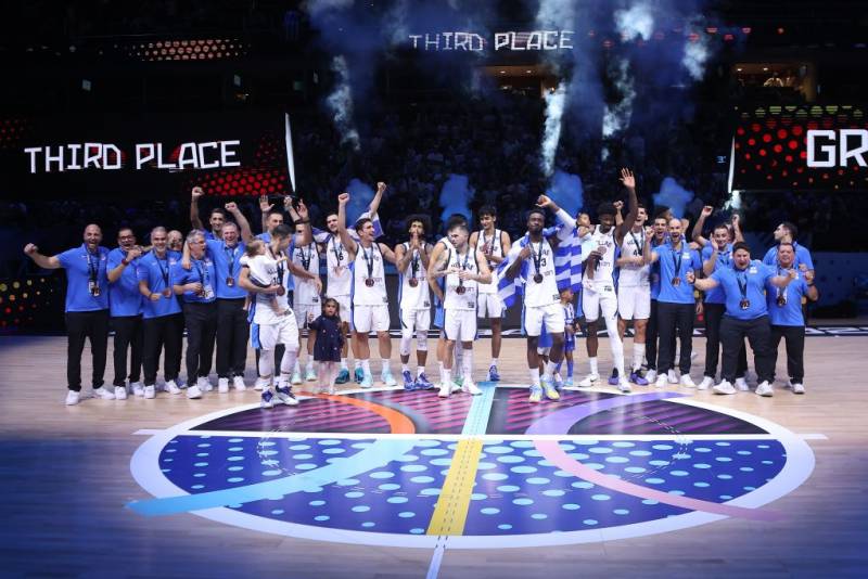 Ξανά στην ελίτ της Ευρώπης η Εθνική, χάλκινη μετά από 16 χρόνια (βίντεο)