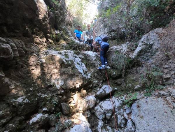 Ο Σύλλογος Αρκάδων Ορειβατών στη Μεσσηνιακή Μάνη