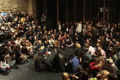 Παραίτηση Μπαλτά, απομάκρυνση Φαμπρ ζητούν έλληνες καλλιτέχνες